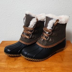 Winnie Brown Felt Duck Boot